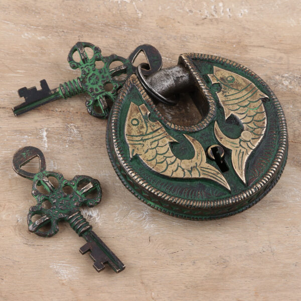 Brass Lock and Key Set with Antique Finish (3 Pieces), 'Royal Pond' Brass Lock and Key Set with Antique Finish (3 Pieces), 'Royal Pond'