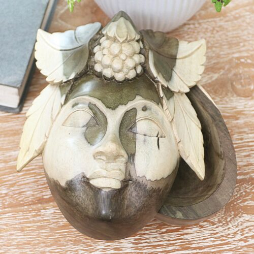 Hibiscus Wood Decorative Box with Grape Motif, 'Juicy Grapes' Hibiscus Wood Decorative Box with Grape Motif, 'Juicy Grapes'